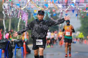 BIB: 47103
                            <button type="button" onclick="openModal(9895071)" class="btn btn-primary btn-sm float-right btn-popup" data-toggle="modal" data-target=".modal-high-quality">
                        <i class="fas fa-shopping-cart"></i> Add to Cart
                    </button>
                                            <button type="button" onclick="isThisMe(9895071, true)" class="btn btn-success btn-sm float-right btn-popup btn-isme hidden" data-toggle="tooltip" data-placement="bottom" title="นี่คือรูปของคุณใช่ไหม คลิกที่นี่เพื่อเอาเข้าอัลบั้ม">
                        <i class="fas fa-plus"></i> Add to album
                    </button>
                    <button type="button" onclick="isThisMe(9895071, false)" class="btn btn-warning btn-sm float-right btn-popup btn-isnotme hidden">
                        <i class="fas fa-ban"></i> Remove from album
                    </button>